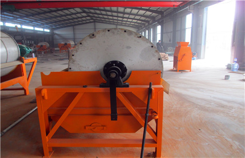 磁選機,磁鐵礦磁選機,磁鐵礦磁選機采用分級磁選處理 磁選機,磁鐵礦磁選機,磁鐵礦磁選機采用分級磁選處理