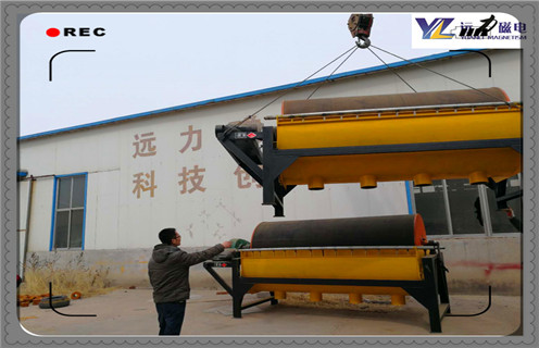 干式磁選機,連續自動除鐵提純的干式磁選機獨特之處!_磁性礦粒鐵礦錳礦干式磁選機_干式強磁選機怎樣才能增加高磁感強度的屬性?工作視頻皮帶及結構價格 干式磁選機,連續自動除鐵提純的干式磁選機獨特之處!_磁性礦粒鐵礦錳礦干式磁選機_干式強磁選機怎樣才能增加高磁感強度的屬性?工作視頻皮帶及結構價格