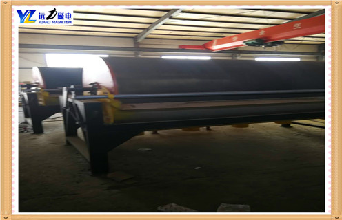 濕式平板磁選機，濕式平板磁選機性能就是這么牛_釩鈦鐵礦濕式平板磁選機性能就是這么牛型號參數及磁場強度