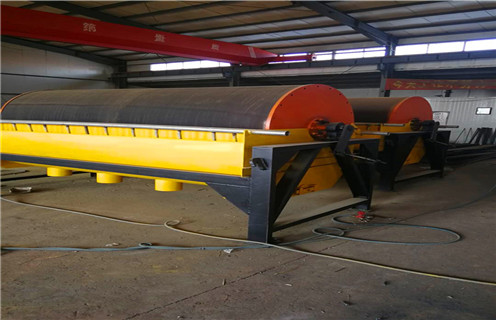 水選褐鐵礦磁選機(jī)，安徽水選褐鐵礦磁選機(jī)_安徽水選褐鐵礦磁選機(jī)如何選鐵參數(shù)規(guī)格一般是多少_生產(chǎn)廠家